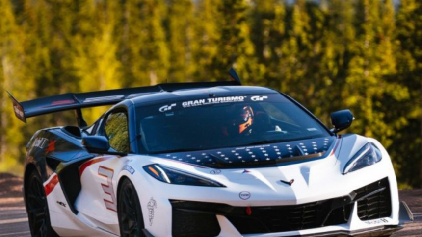 chevrolet corvette zr1x breaks pikes peak hillclimb record by over 23 seconds 6a39550a3a78e