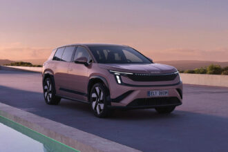 de acum varful de gama al cehilor se numeste skoda peaq are dotare generoasa forma de suv mpv si propulsie electrica 6a3bdb2c18d62