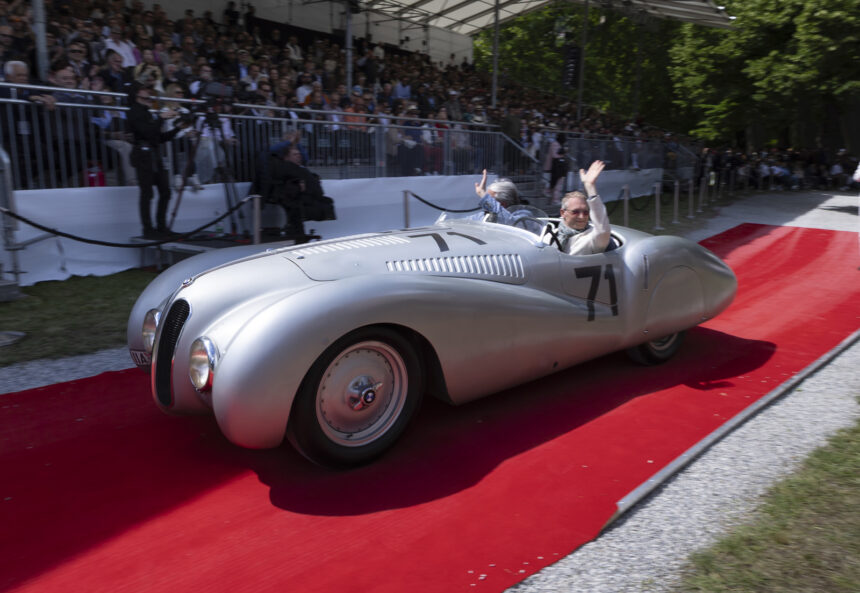 referinta intre evenimentele auto clasice concorso deleganza villa deste 2026 a avut si un best of show bmw 328 bugelfalte 6a352b394e04d