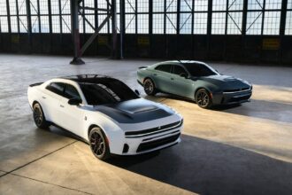 dodge is paying charger buyers 10 for every horsepower 6a52b60638032