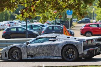ferraris 1184 hp f80 hypercar may be losing its roof 6a6a0e772ab62