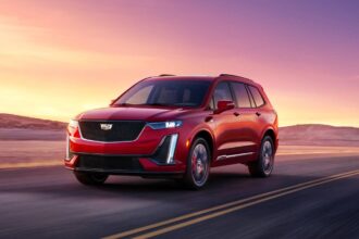 gm is bringing back gas cadillacs after a 10 9b ev reality check 6a6144769f708