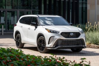 japan is now getting a toyota highlander built in indiana 6a4abedc5a026