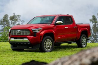toyotas best selling truck is headed back to america 6a4cf12a60513