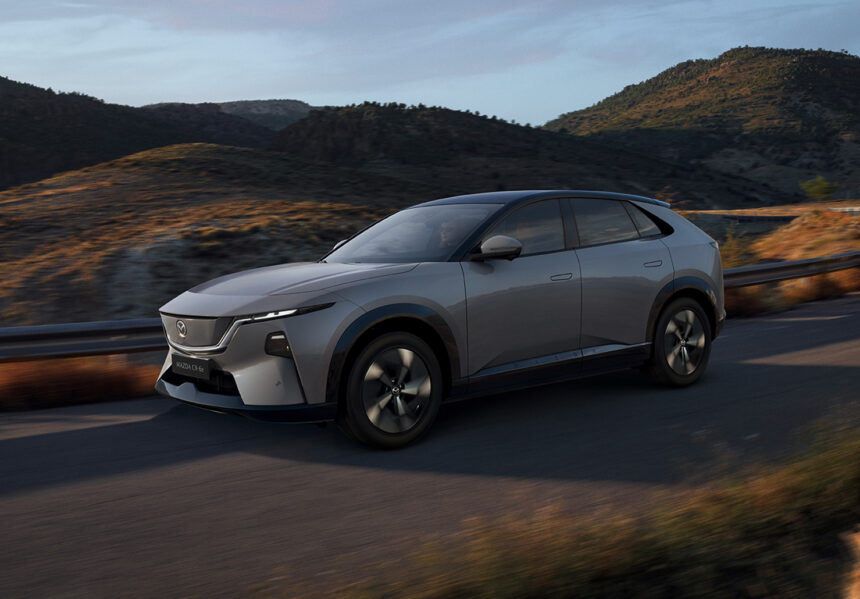 debut comercial pentru o noua propunere electro japoneza mazda cx 6e sinteza armonioasa de tehnica si design 6a8568da44483