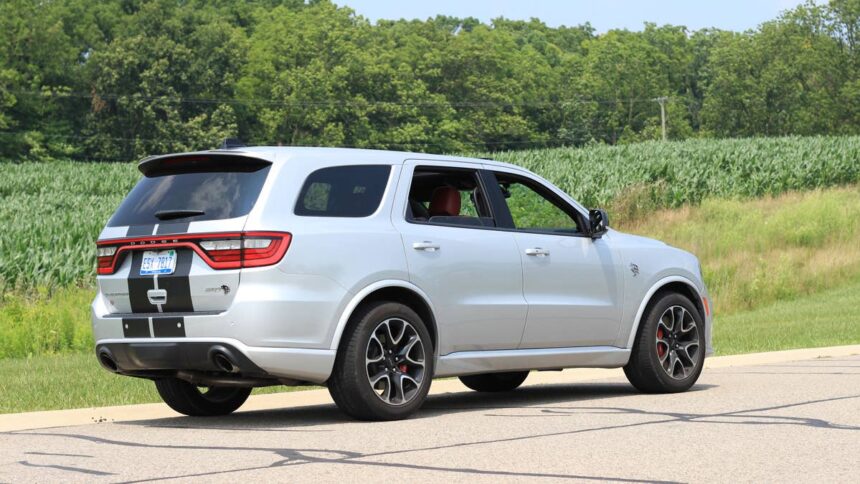 dodge tried to fix flying durango spoilers but the problem came back 6a8852e6c9004