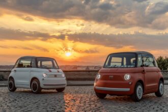 fiats tiny 14000 ev may be the hit it desperately needs 6a89dc9722934