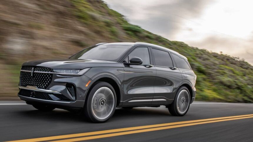 lincolns best selling suv is leaving china for u s production 6a7eee355c7d4