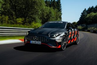 mercedes amgs 671 hp ev just beat a 1000 hp tesla at the nurburgring 6a7275e4f1c40