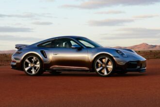 porsche spent 300 hours painting this one off 911 turbo s 6a77134658f87