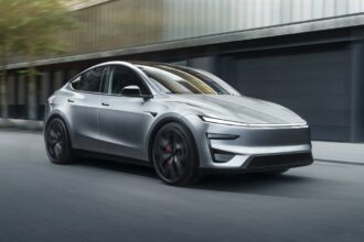 teslas insane mode is at the center of a 10 million test drive lawsuit 6a6df4bc7e4db