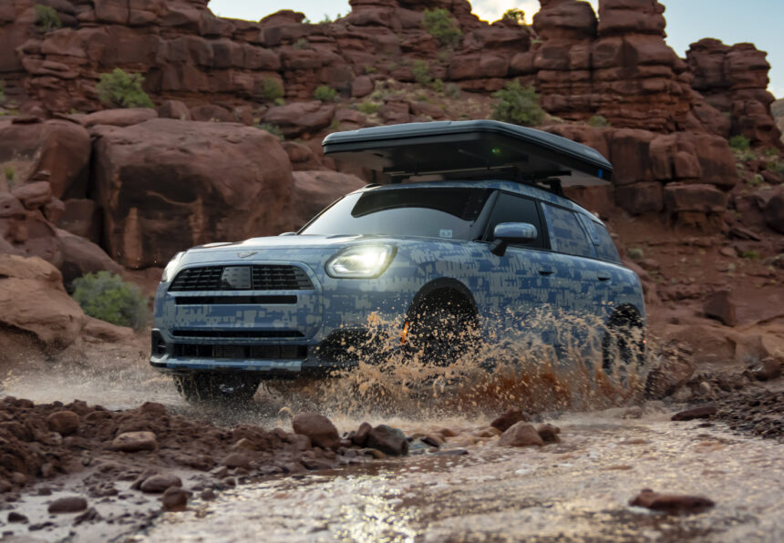 versiune mini countryman inca nelansata oficial data pe mana fetelor in competitia off road rebelle rally 2026 6a74374b21f99
