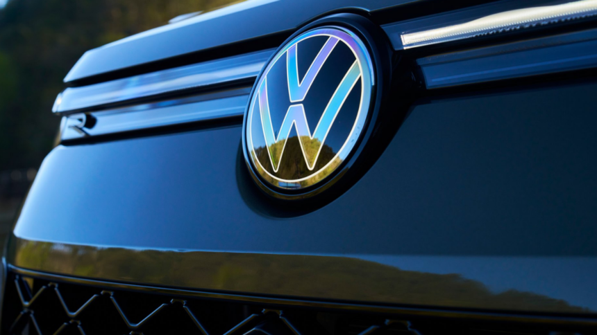 volkswagens own labor chief says its profit targets are pure fantasy 6a8a14c2390fe